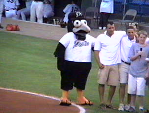 The Ravens Mascot - Rally - New Haven